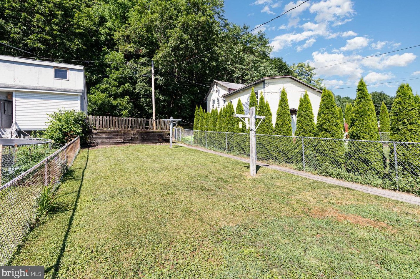 58 S 5th St, Wila, PA 17074