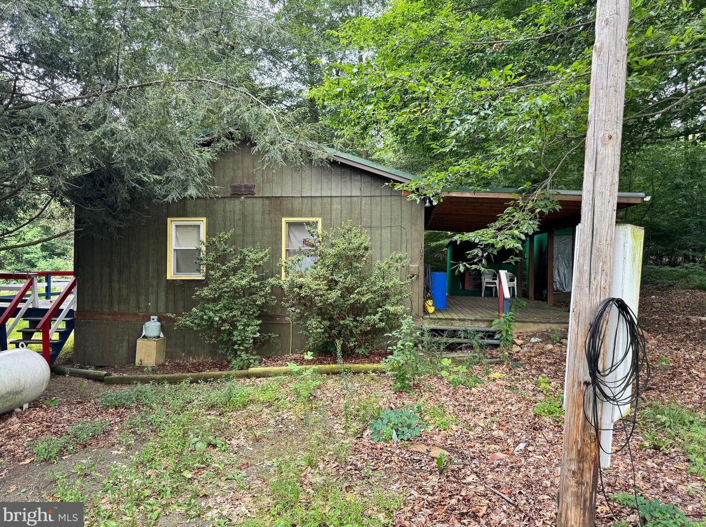 102 Hampton Ln, Eshcol, PA 17062