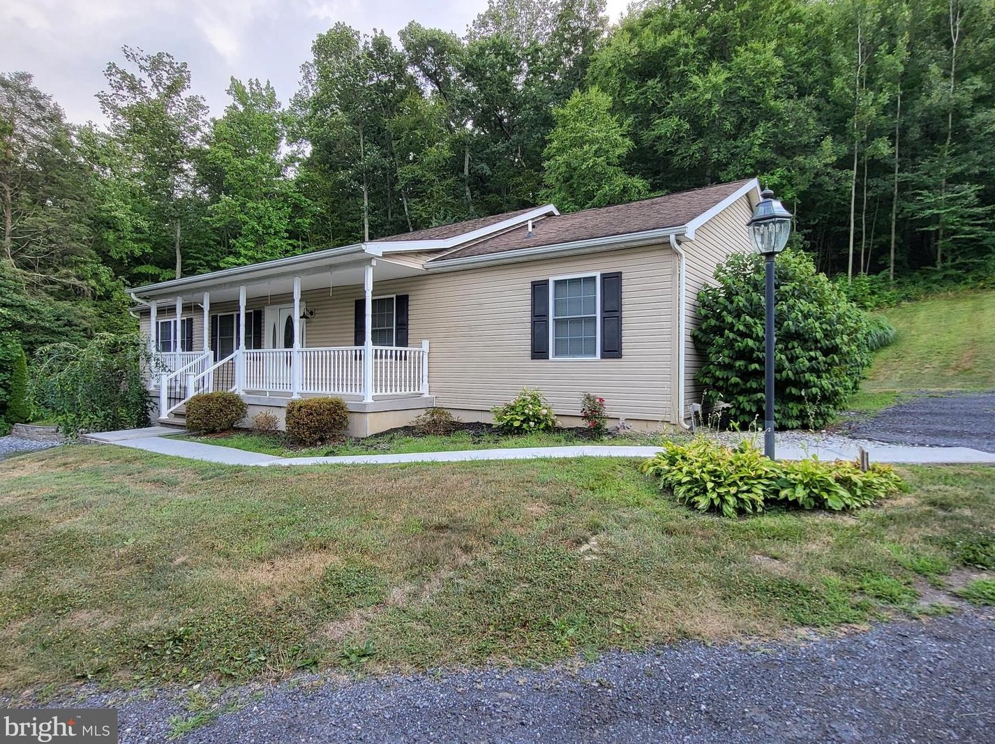 34 Wood Ln, Shermansdale, PA 17090