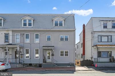 127 Jackson Street - Photo 1