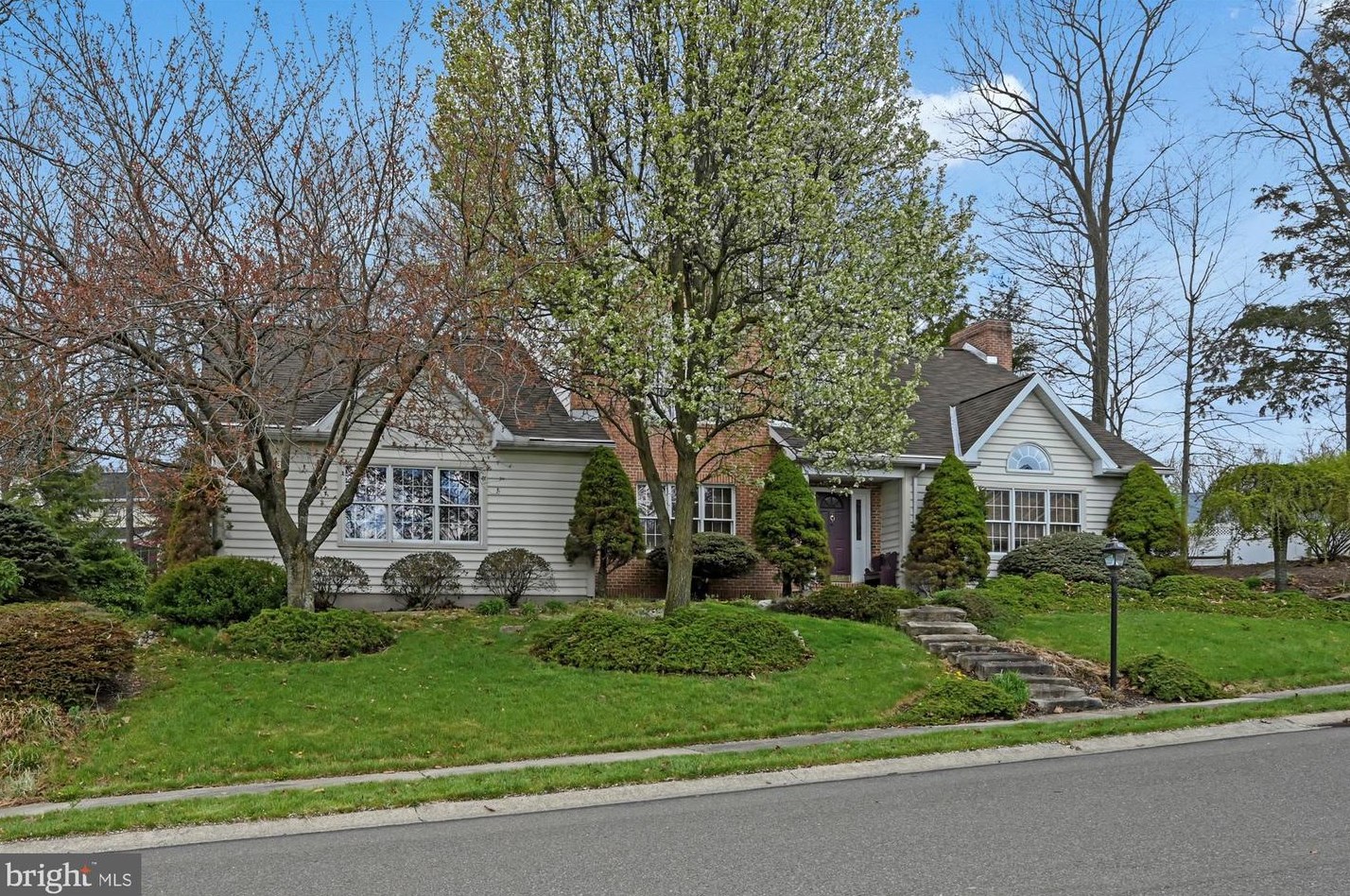 202 Norwegian Woods Dr, Primrose, PA 17901