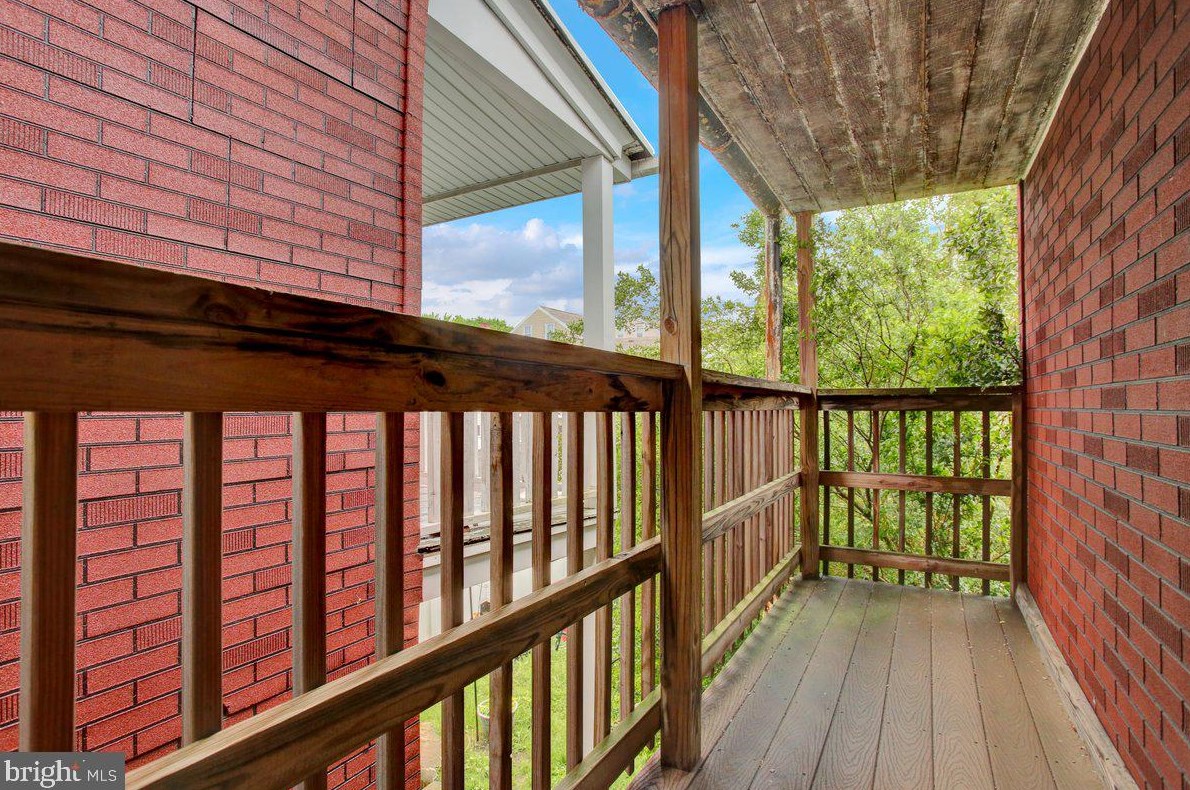 615 N 3rd St, Primrose, PA 17901