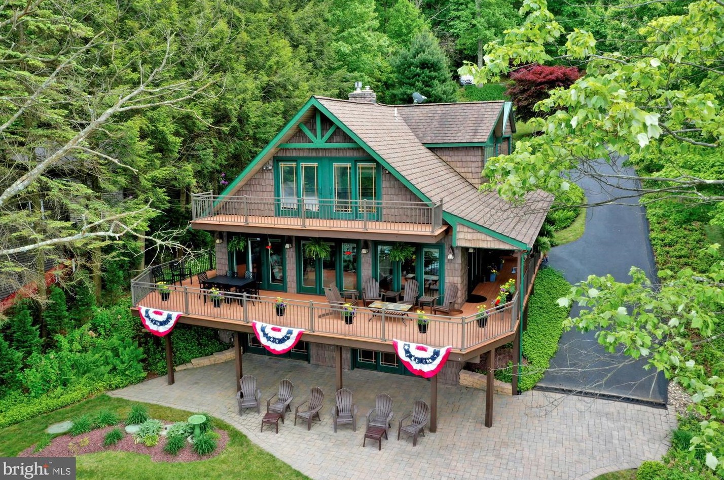 2620 Wynonah Dr, Brommerstown, PA 17922-9404