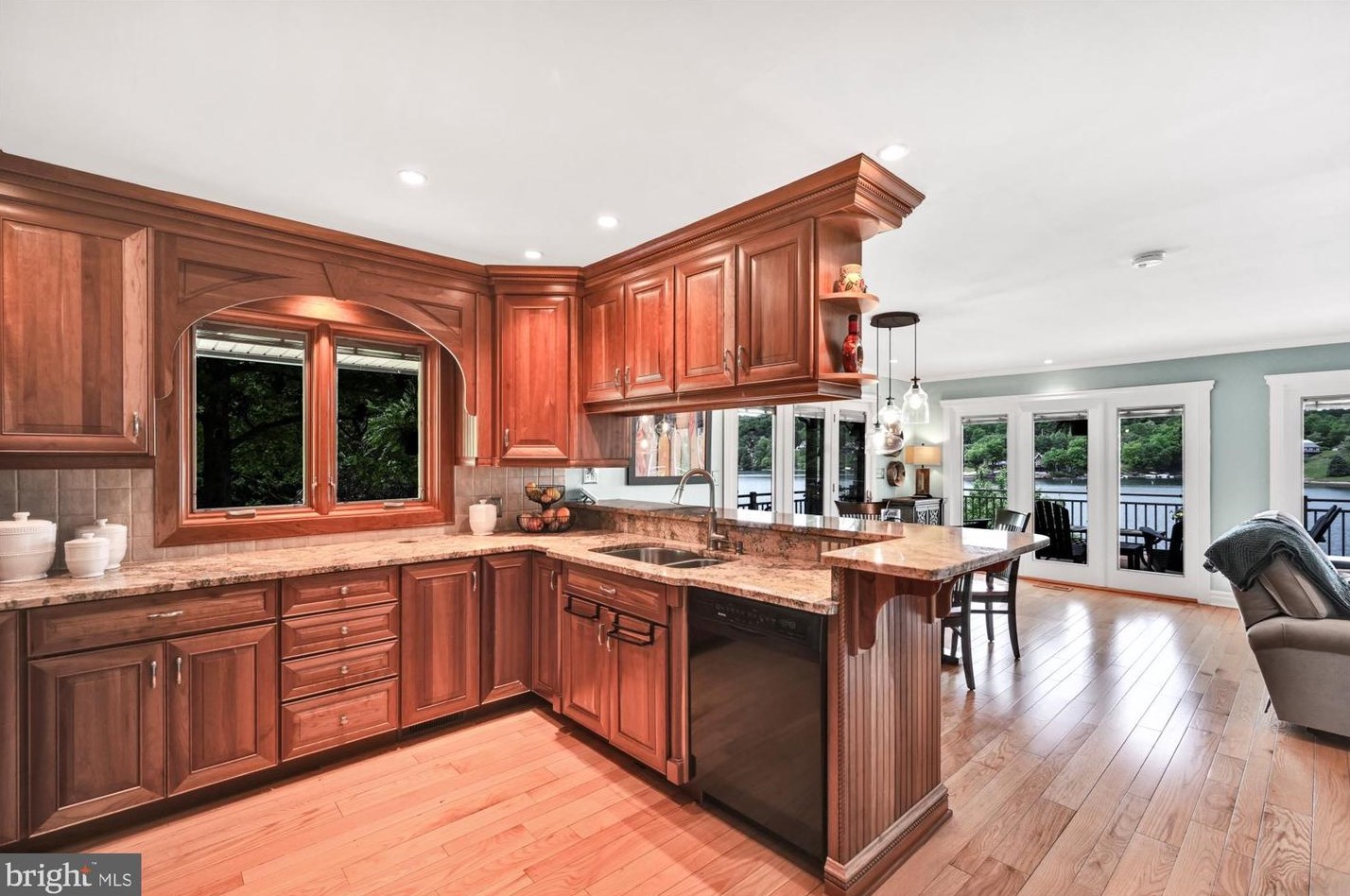 2620 Wynonah Dr, Brommerstown PA  exterior