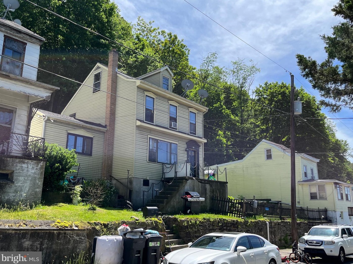 332 W Savory St, Primrose, PA 17901