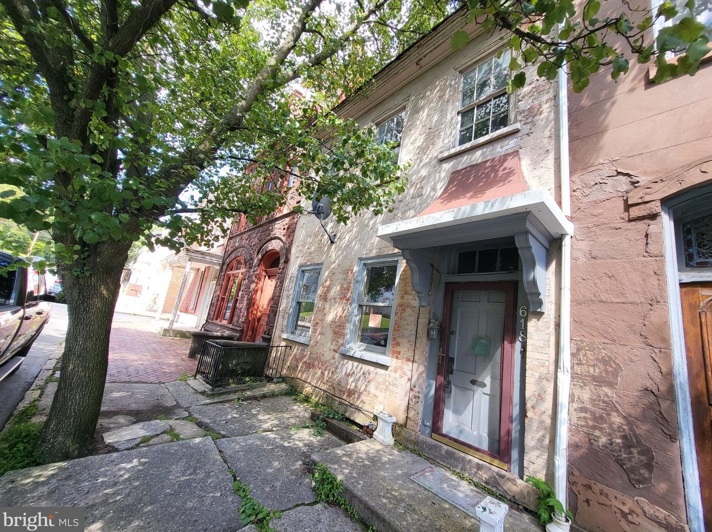 618 Mahantongo St, Primrose, PA 17901