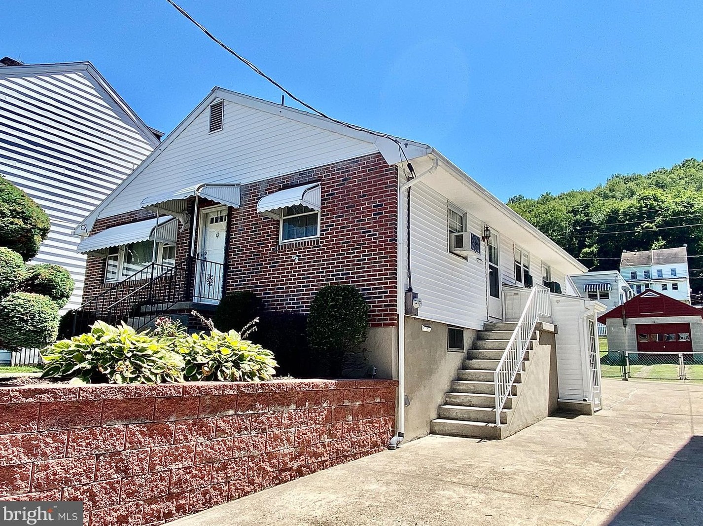 219 Main St, Preston Hill, PA 17935-1705