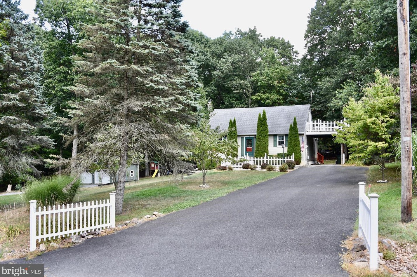 113 Hogan Dr, Brommerstown, PA 17922-9523
