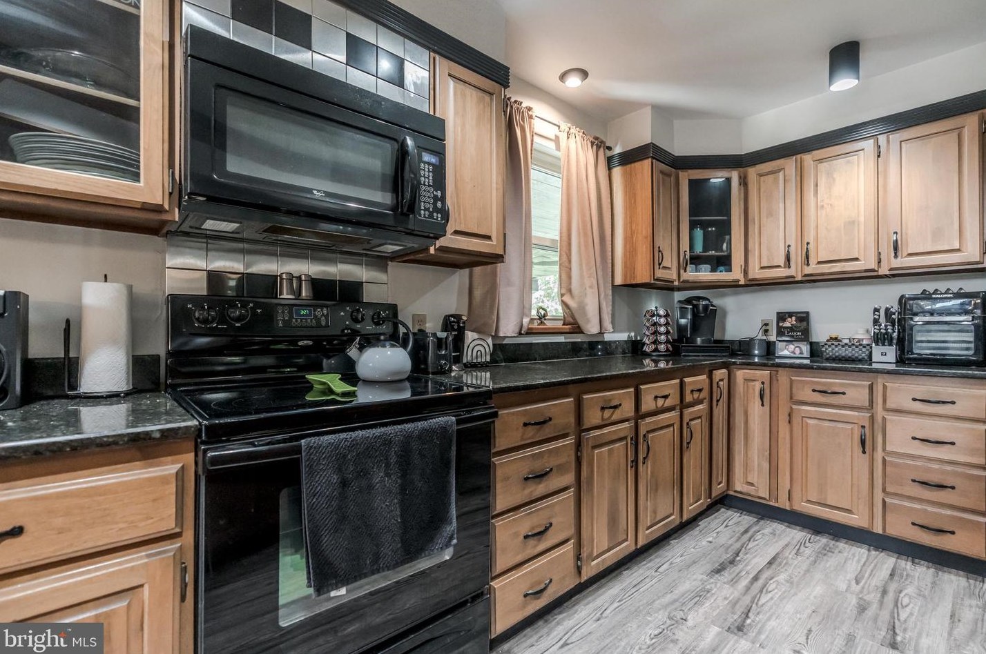63 Fawn Ln, Hometown PA  18252-5538 exterior