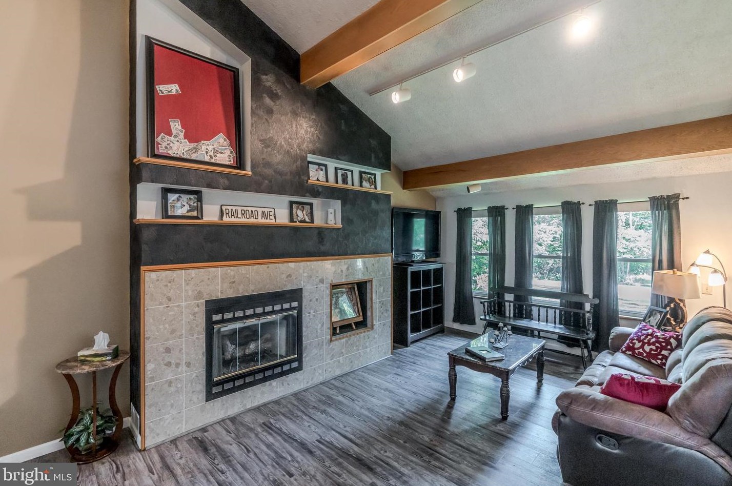 63 Fawn Ln, Hometown PA  18252-5538 exterior