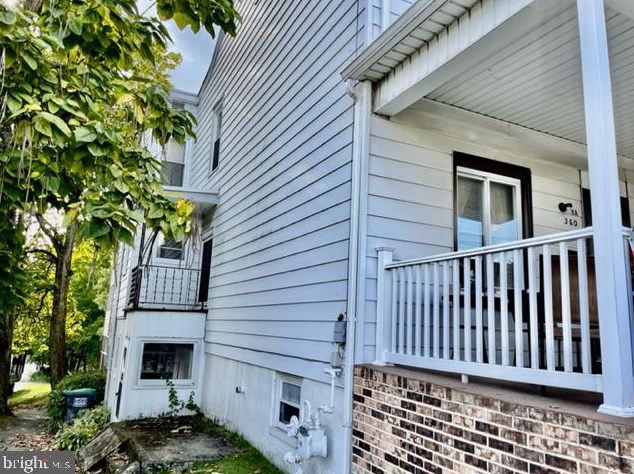 360 Nice St, Frackville, PA 17931-2111