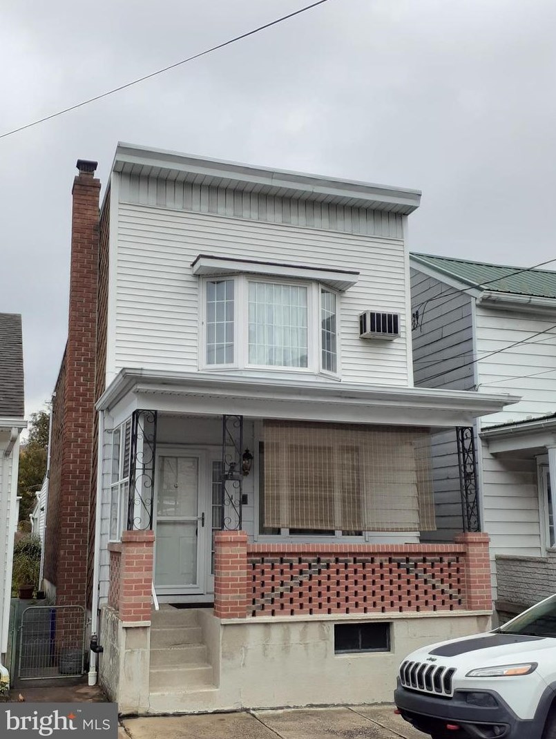 29 N Mill St, Arnots Addition, PA 17970