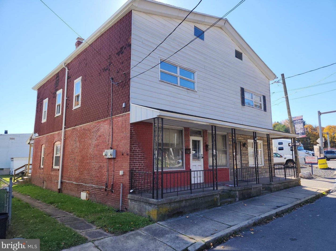 122 W Hancock St, Arnots Addition, PA 17970