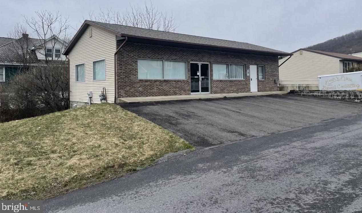 325 Peter St, Ashland, PA 17921