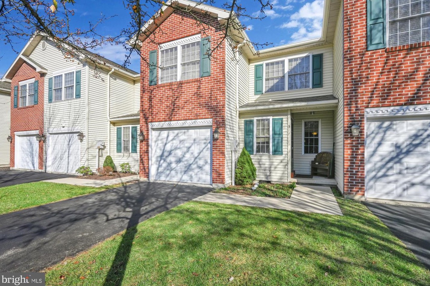 317 Lantern Green Way, Molino, PA 17961
