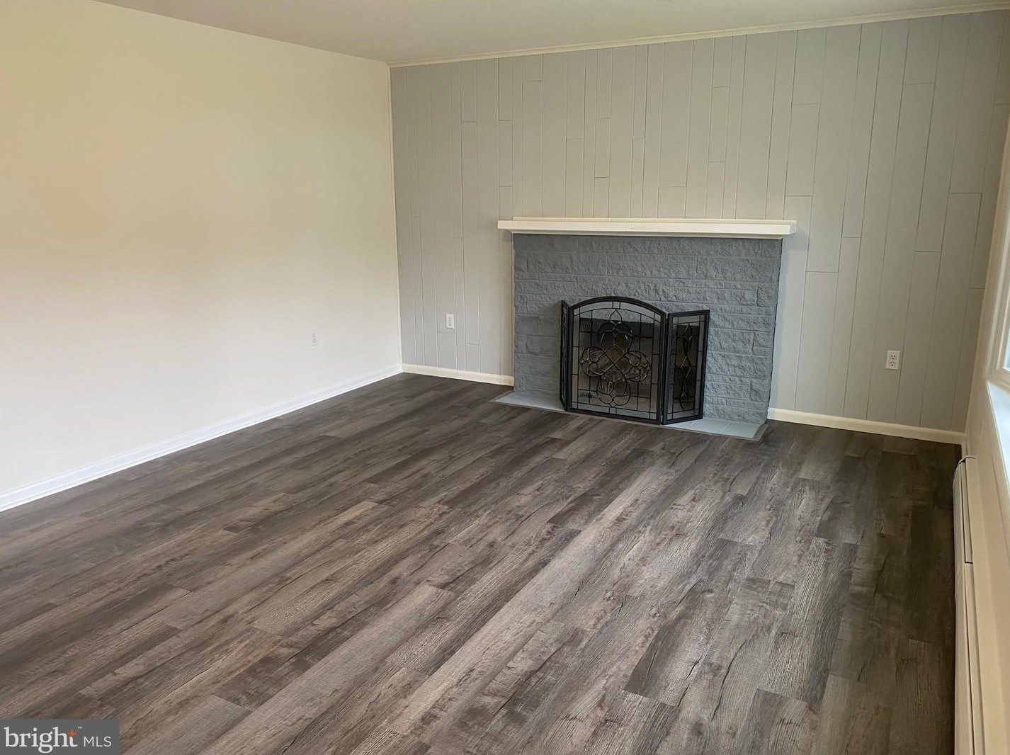 20 Schuylkill St, West Cressona, PA 17929