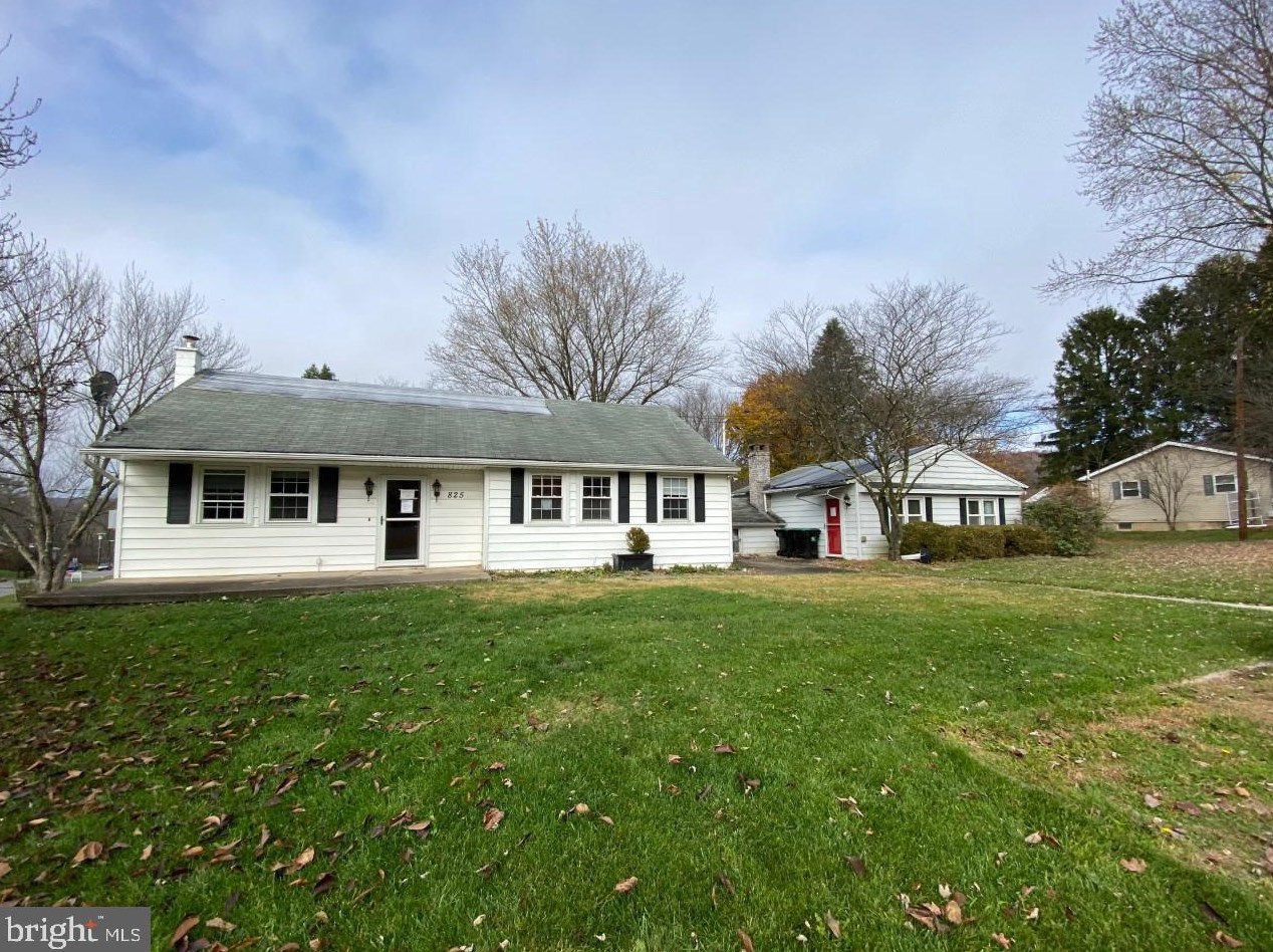 825 Elizabeth Dr, Molino, PA 17961