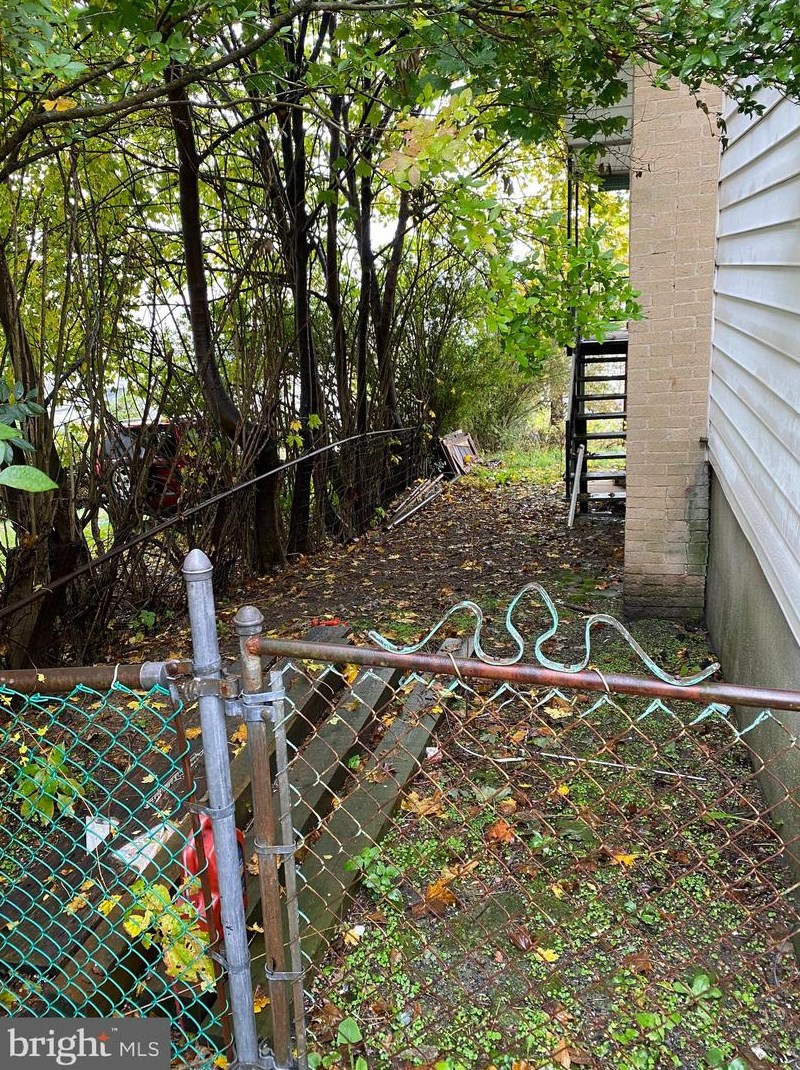 325 Morgan Ave, Primrose, PA 17901