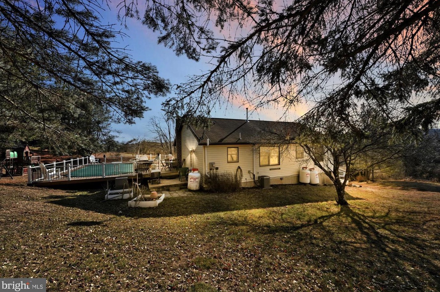 1922 Wynonah Dr, Brommerstown, PA 17922