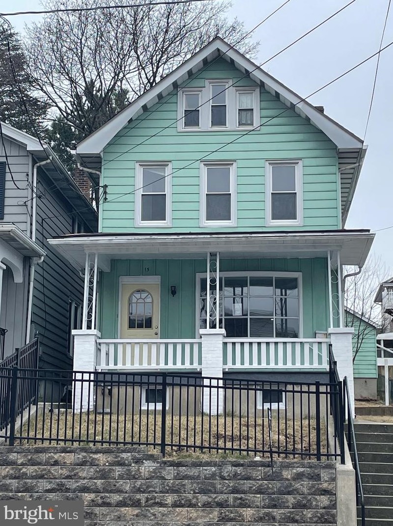 15 Center Ave, Schuylkill Haven, PA 17972