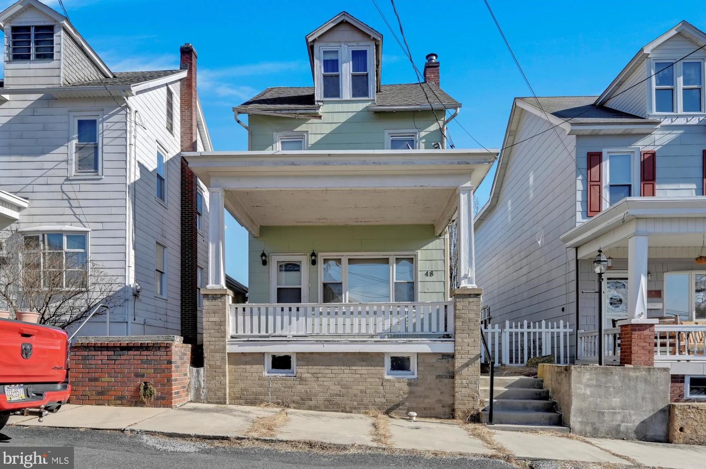 48 N 3rd St, West Cressona, PA 17929