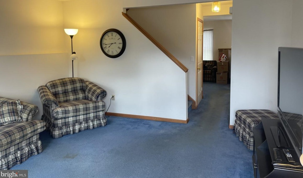 30 Lia Rd, Frackville, PA 17931