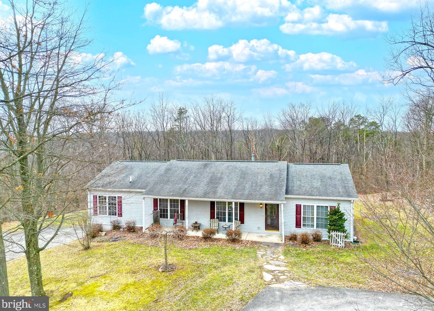 250 Whitetail Crossing Rd, Hometown PA  18252-5433 exterior