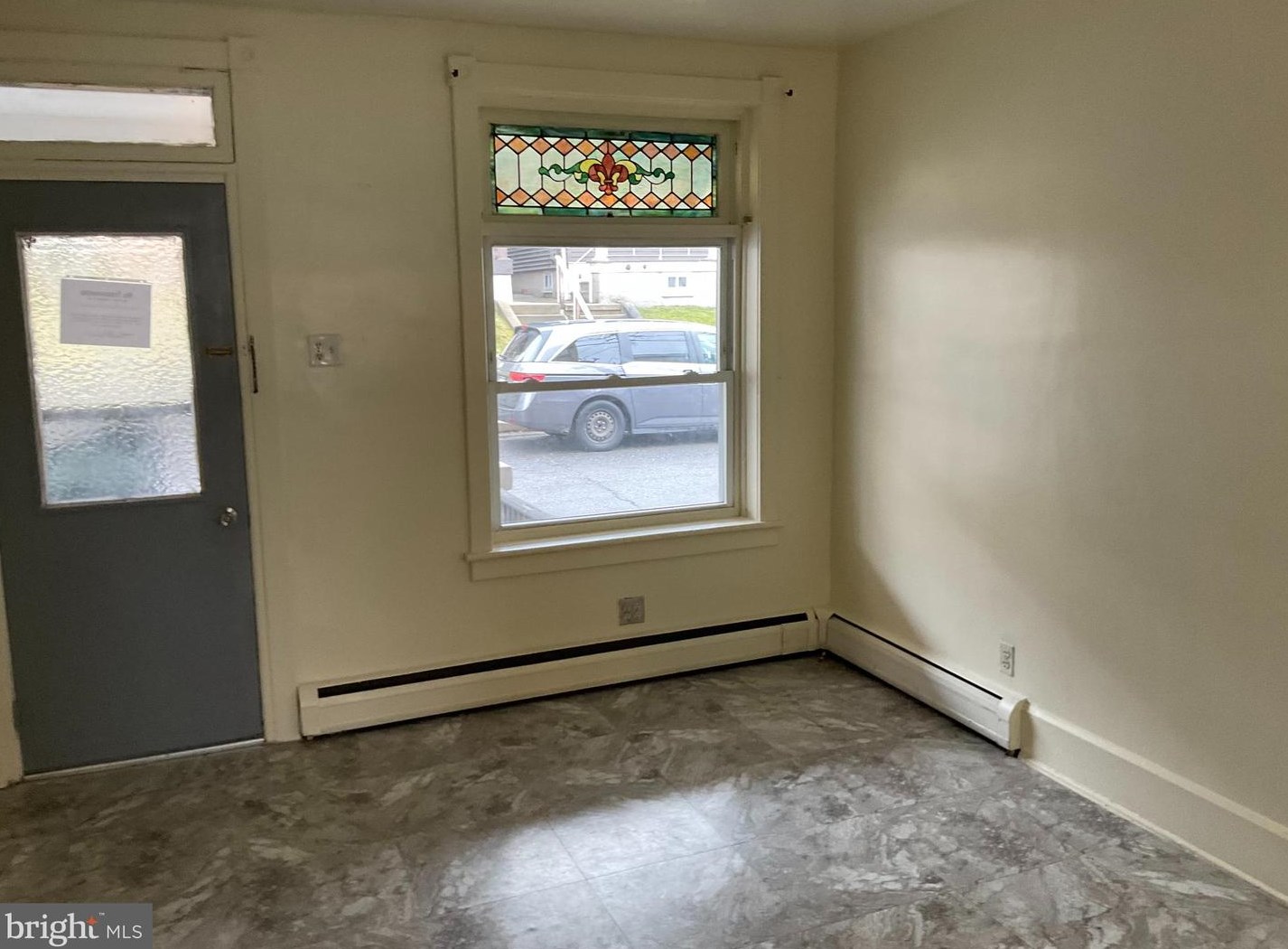 449 Arlington St, Hometown PA  18252-2103 exterior
