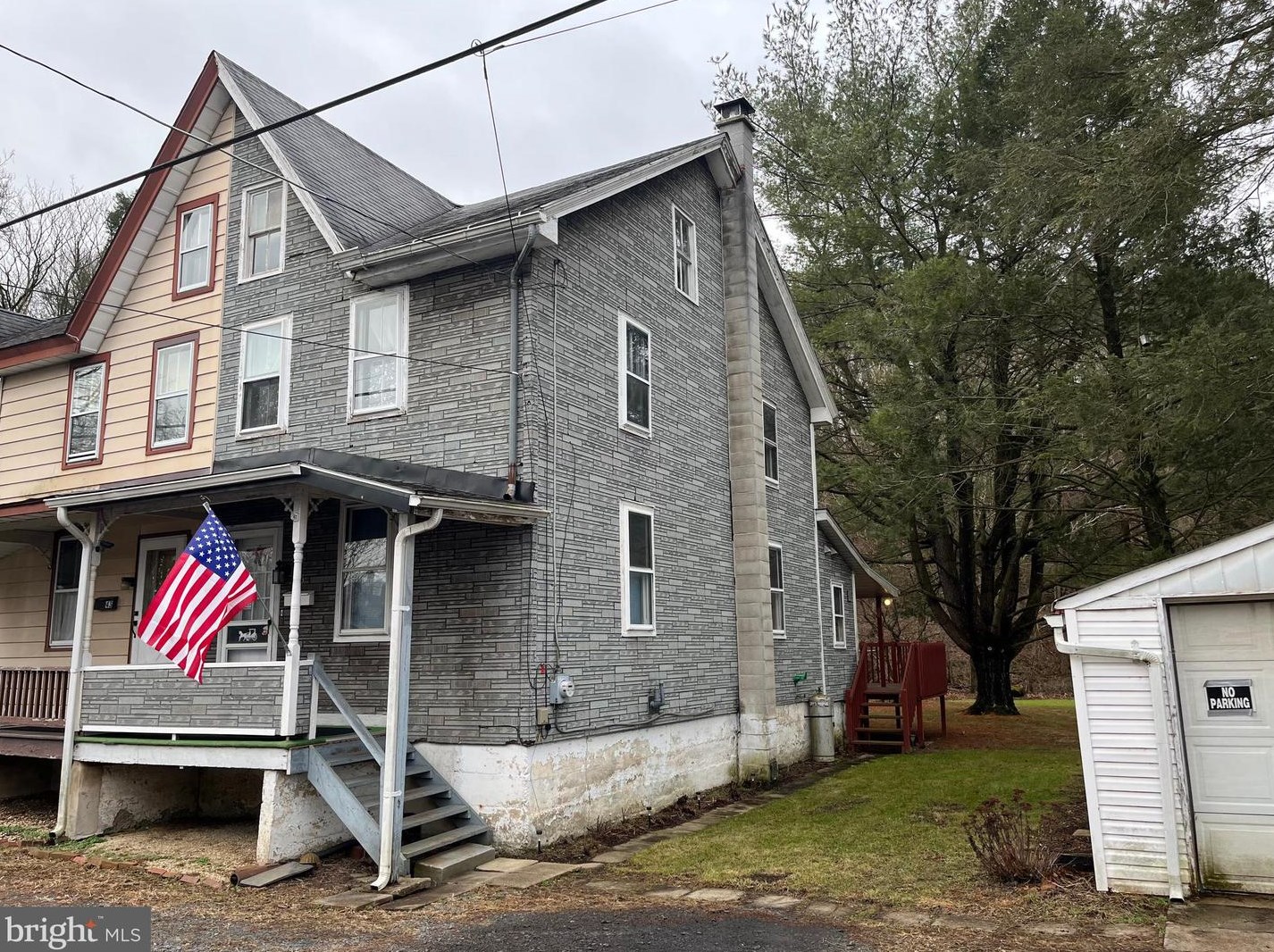 45 Wideawake St, Lincoln Colliery, PA 17963