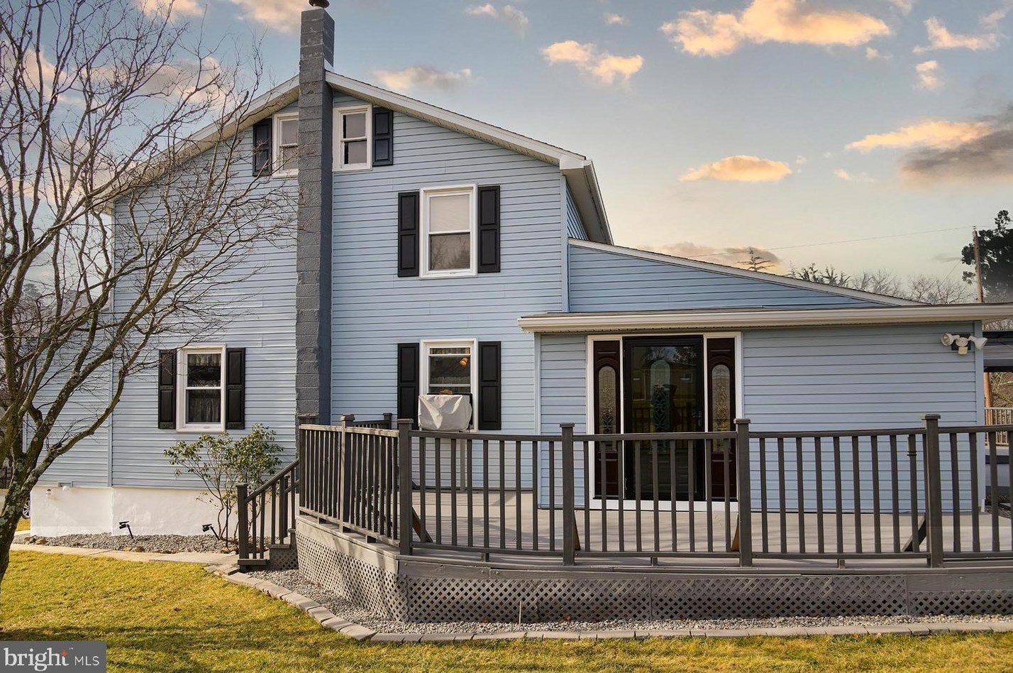 41 Dodson St, Hometown, PA 18252-5110