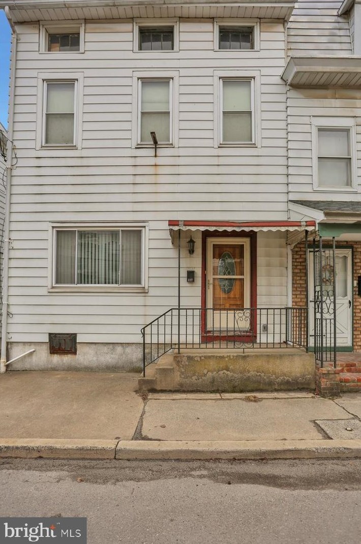 317 Dock St, Schuylkill Haven, PA 17972