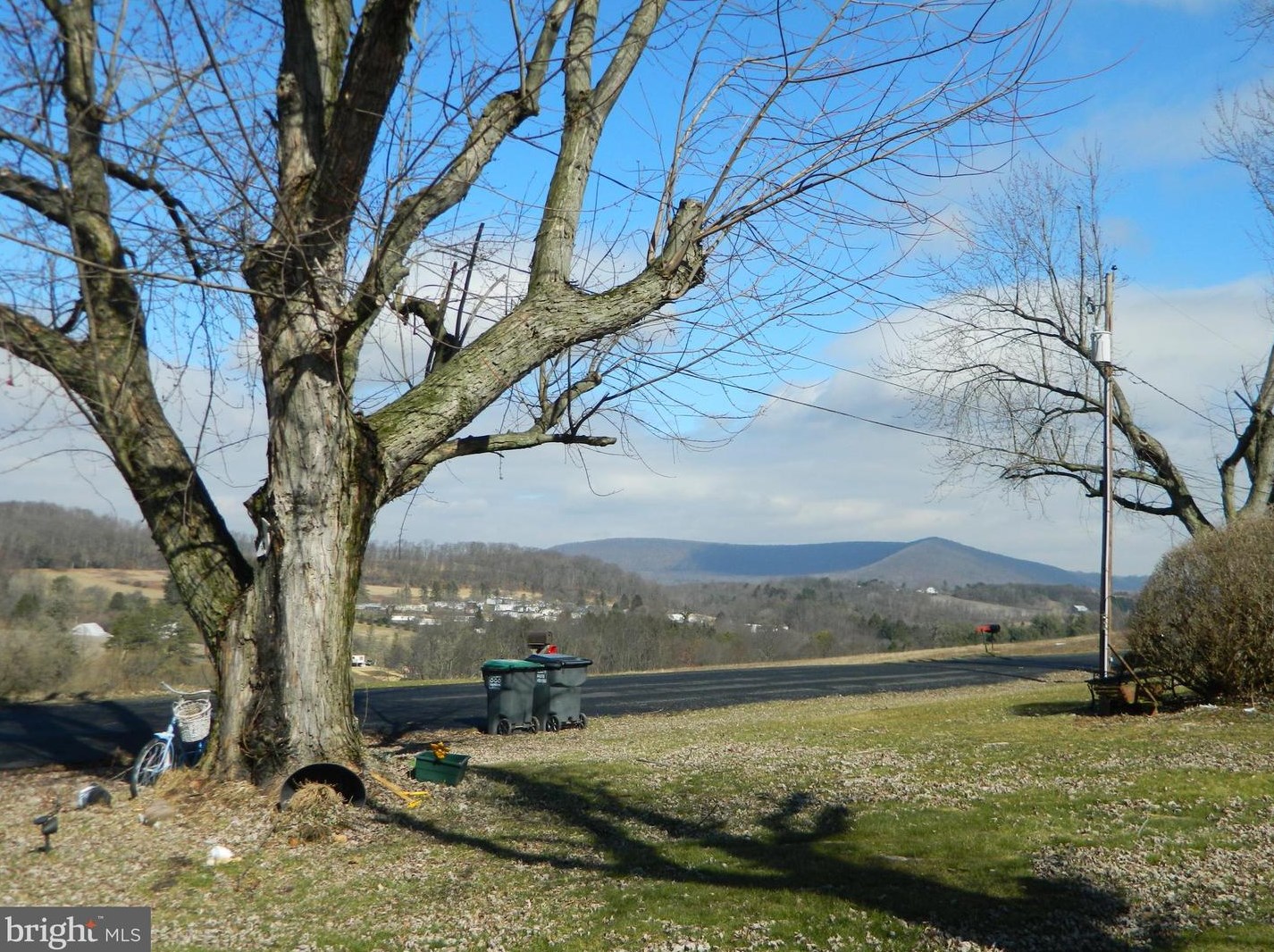 112 Wood St, Pattersonville, PA 17967-9711