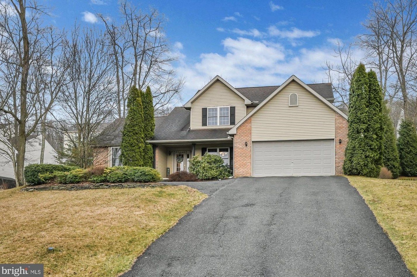 307 Elm Ln, Molino, PA 17961