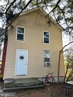 49 S 3rd St, West Cressona, PA 17929