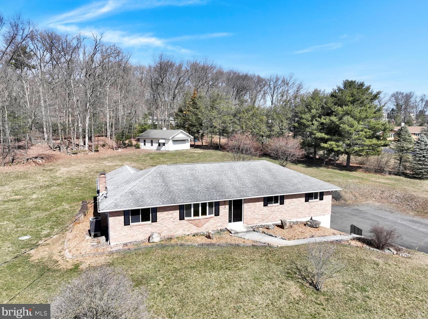 210 Schwartz Valley Rd, Schuylkill Haven, PA 17972