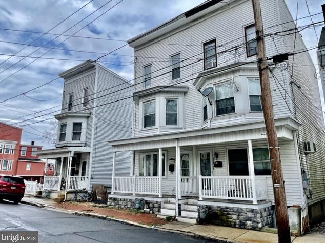 1538 W Norwegian St, Primrose, PA 17901