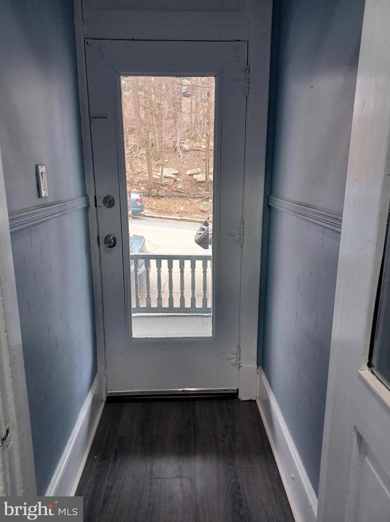 207 N George St, Primrose, PA 17901