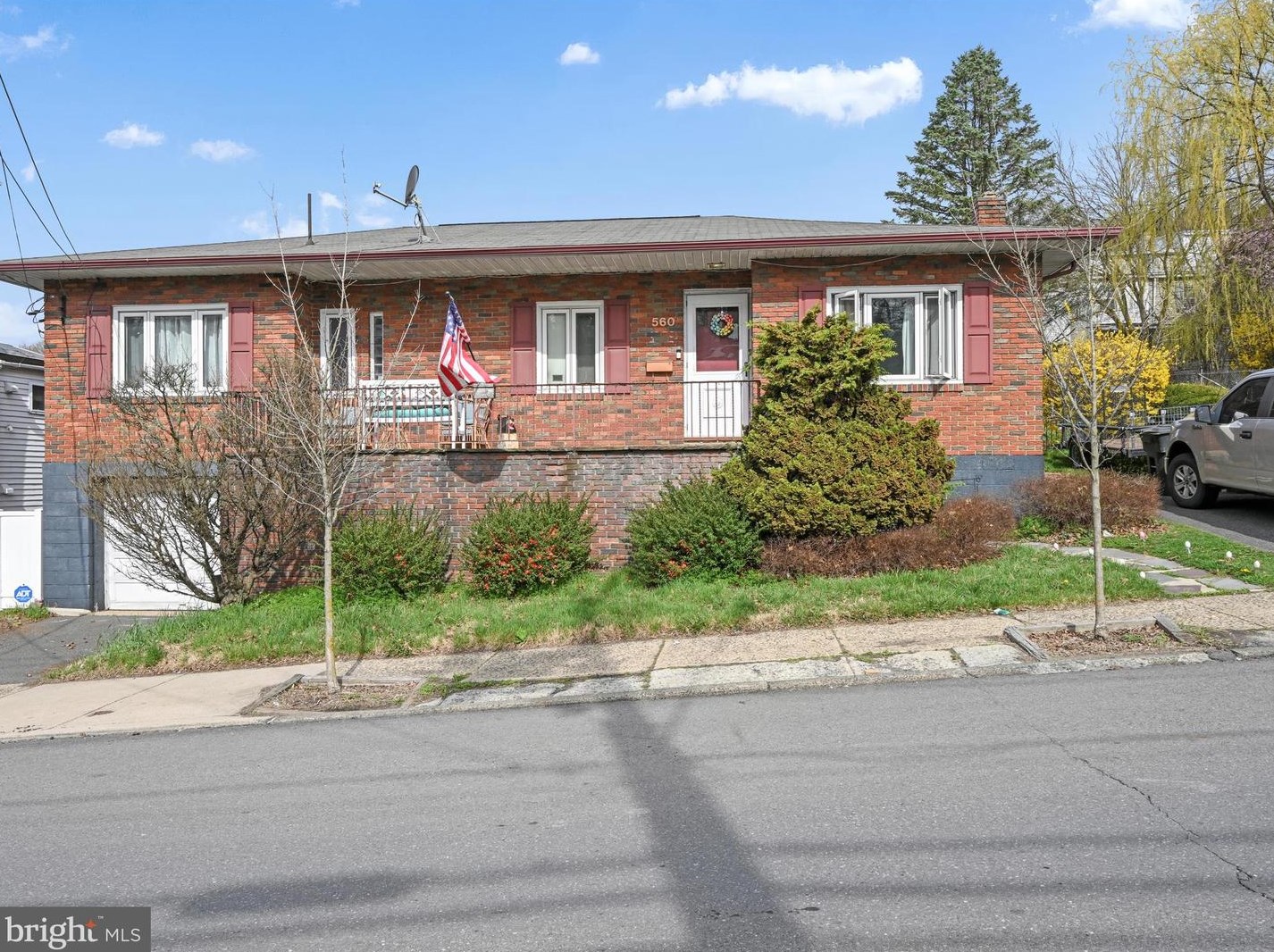560 E Norwegian St, Primrose, PA 17901