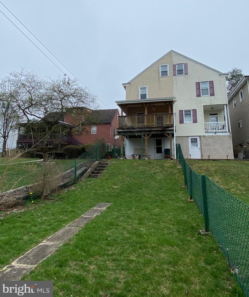 2156 W Norwegian St, Primrose, PA 17901