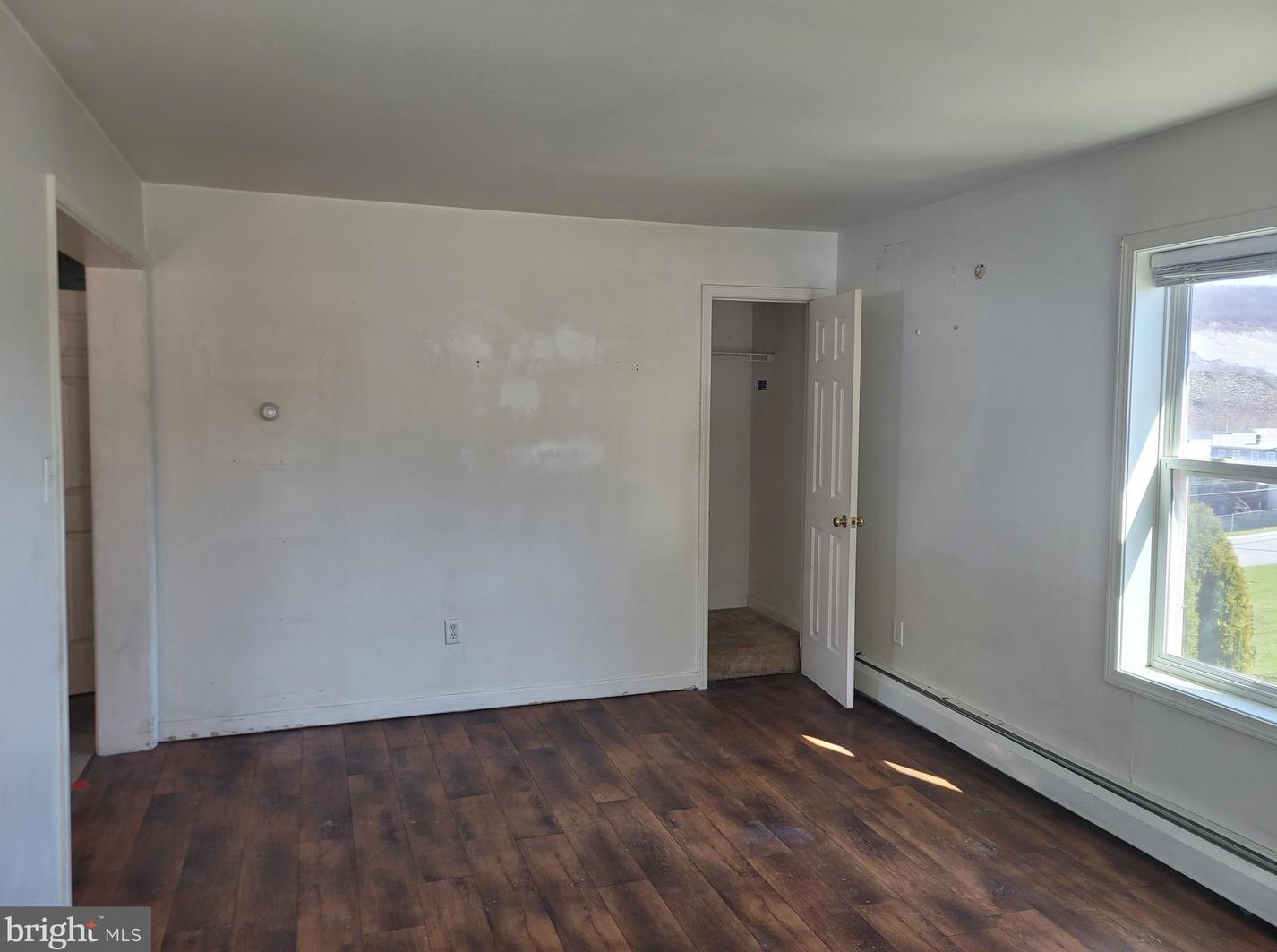 141 W Ruddle St, Coaldale, PA 18218