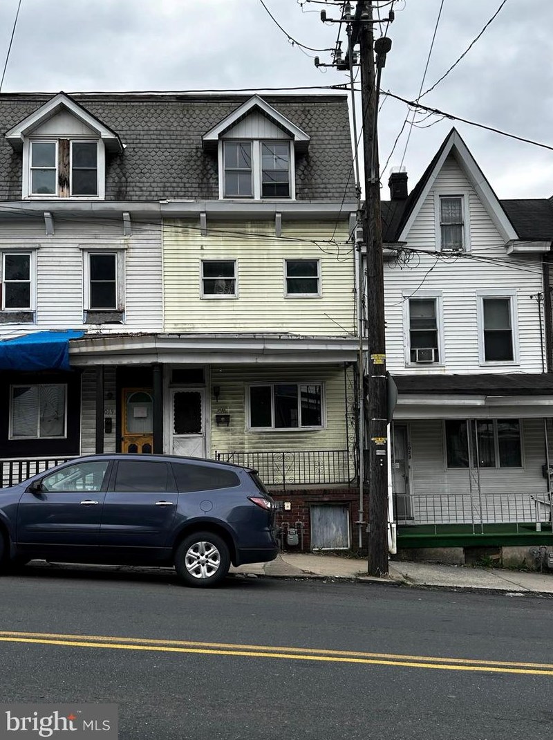 1021 Laurel Blvd, Primrose, PA 17901