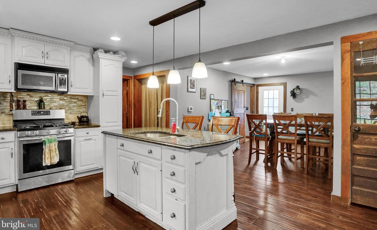 24 Old Jefferson Ln, Brommerstown, PA 17922