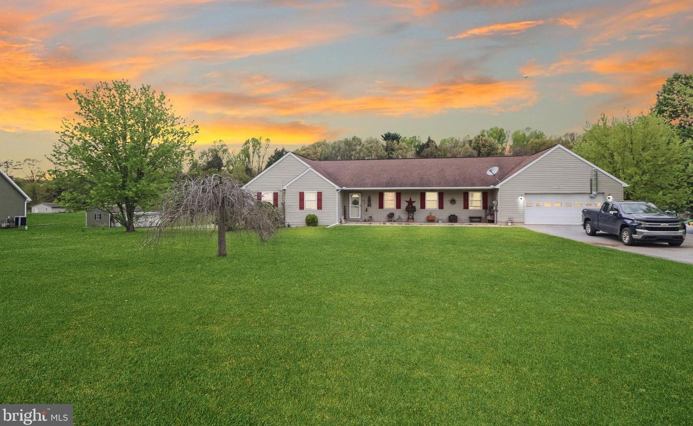 132 Natures Rd, Lincoln Colliery, PA 17963