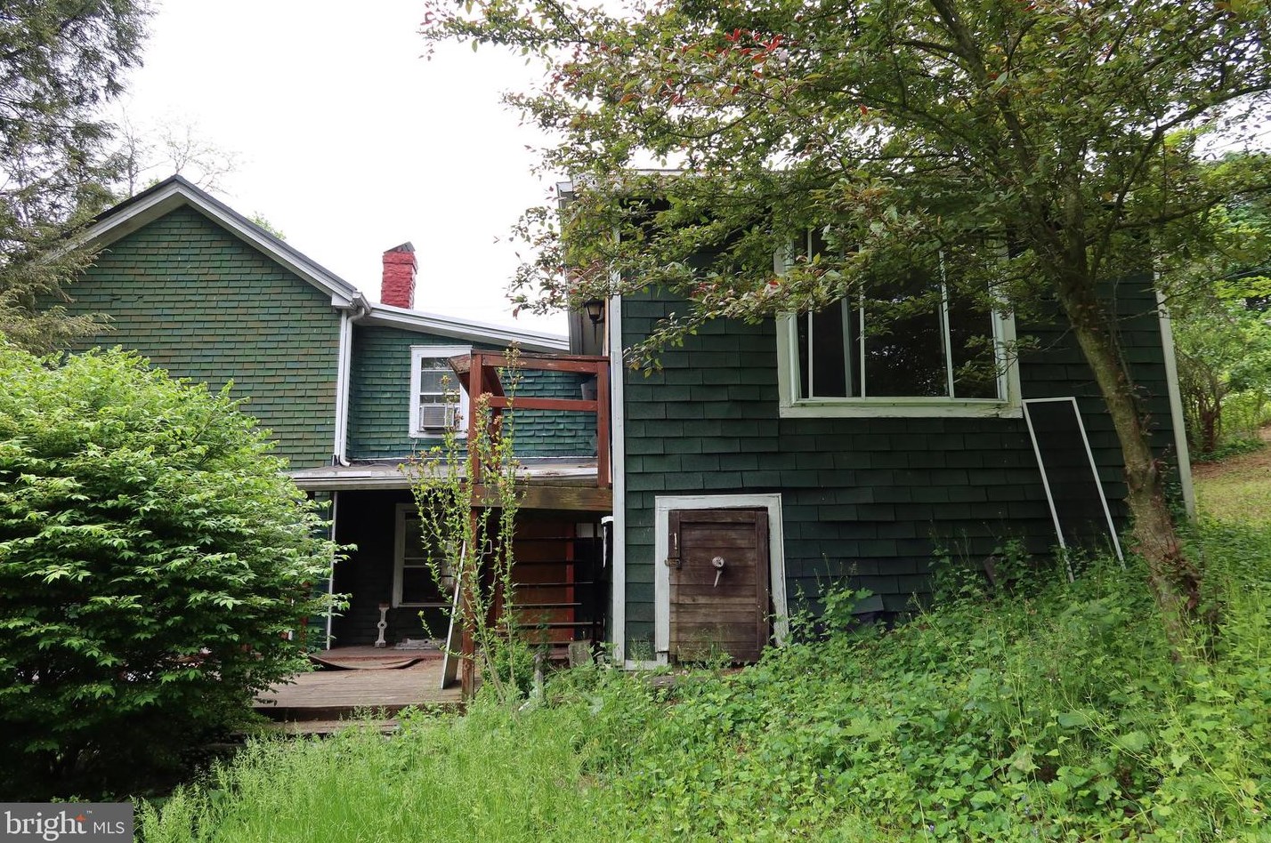 234 Elm St, Hometown PA  18252-1517 exterior