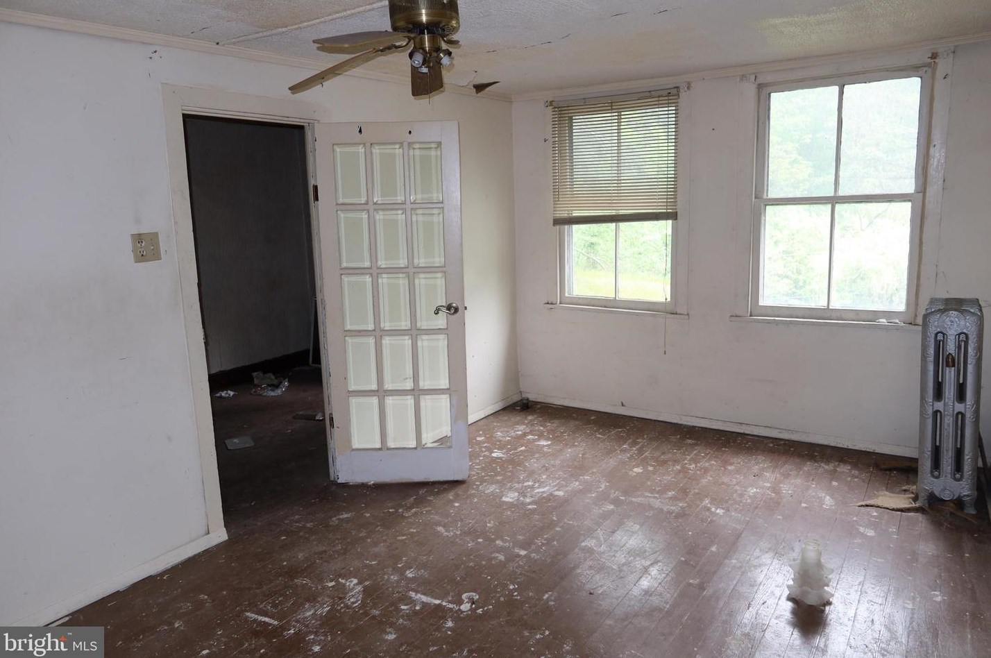 234 Elm St, Hometown PA  18252-1517 exterior