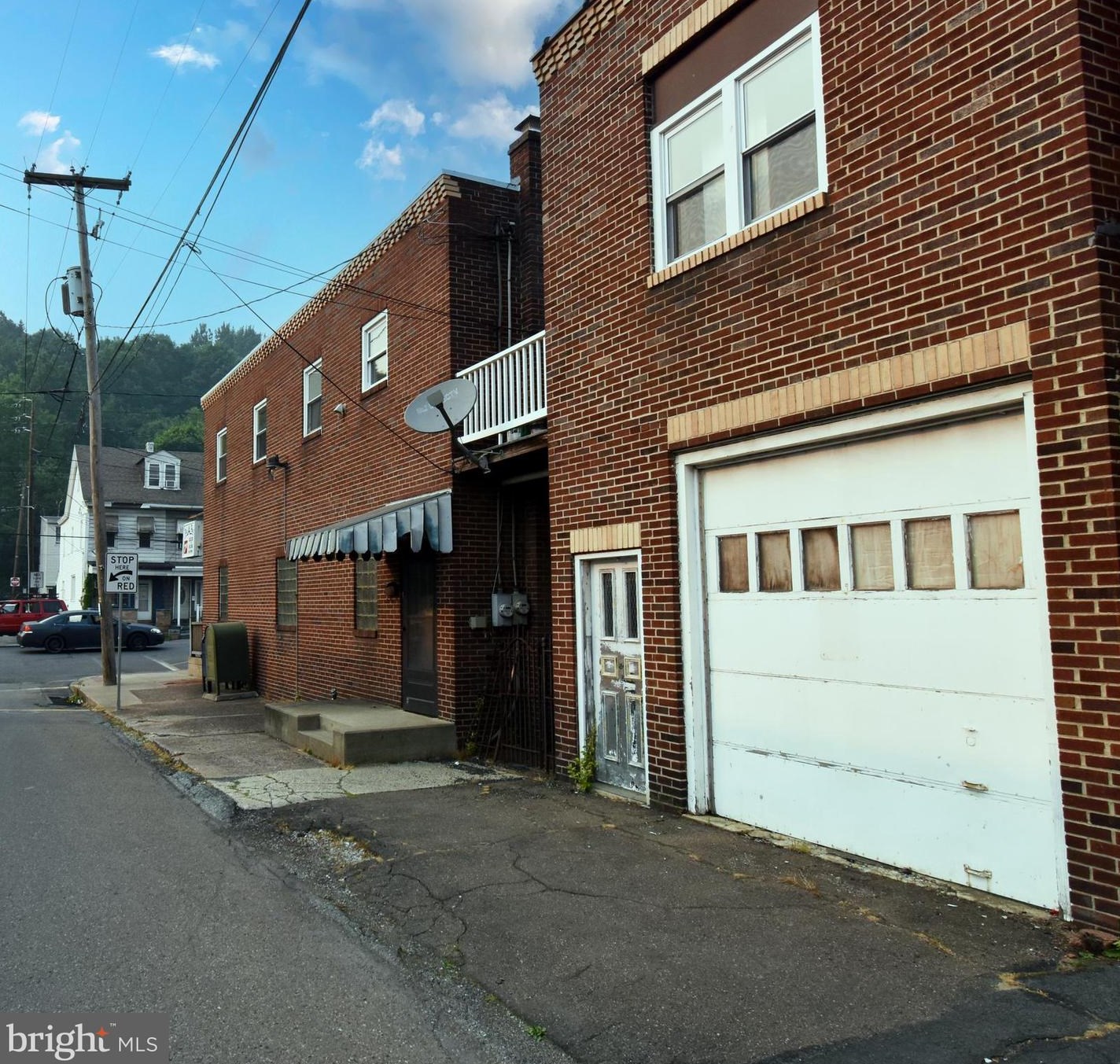636 W Center Street W, Glendon, PA 17948