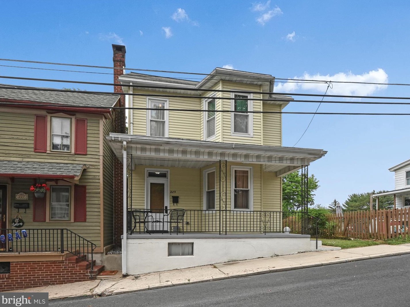 229 N Wayne St, Molino, PA 17961