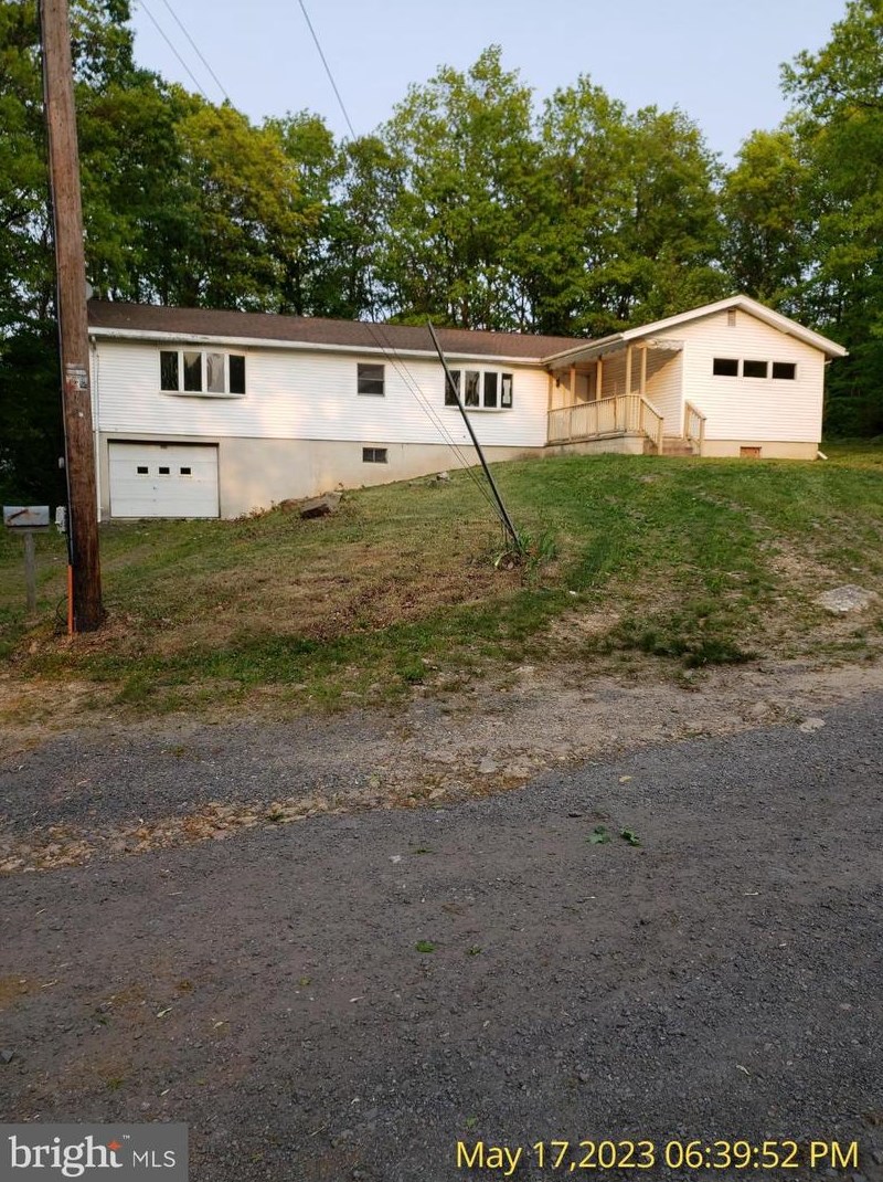 145 N Wylam Street N, Frackville, PA 17931