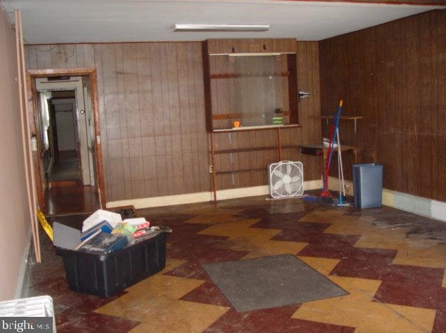 29 Lehigh Ave, Frackville, PA 17931-1448