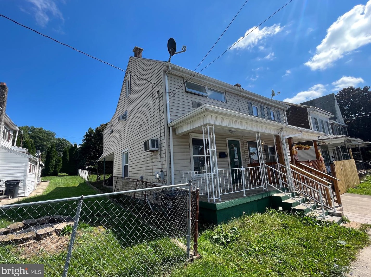 23 Broad Mountain Ave, Frackville, PA 17931-1401